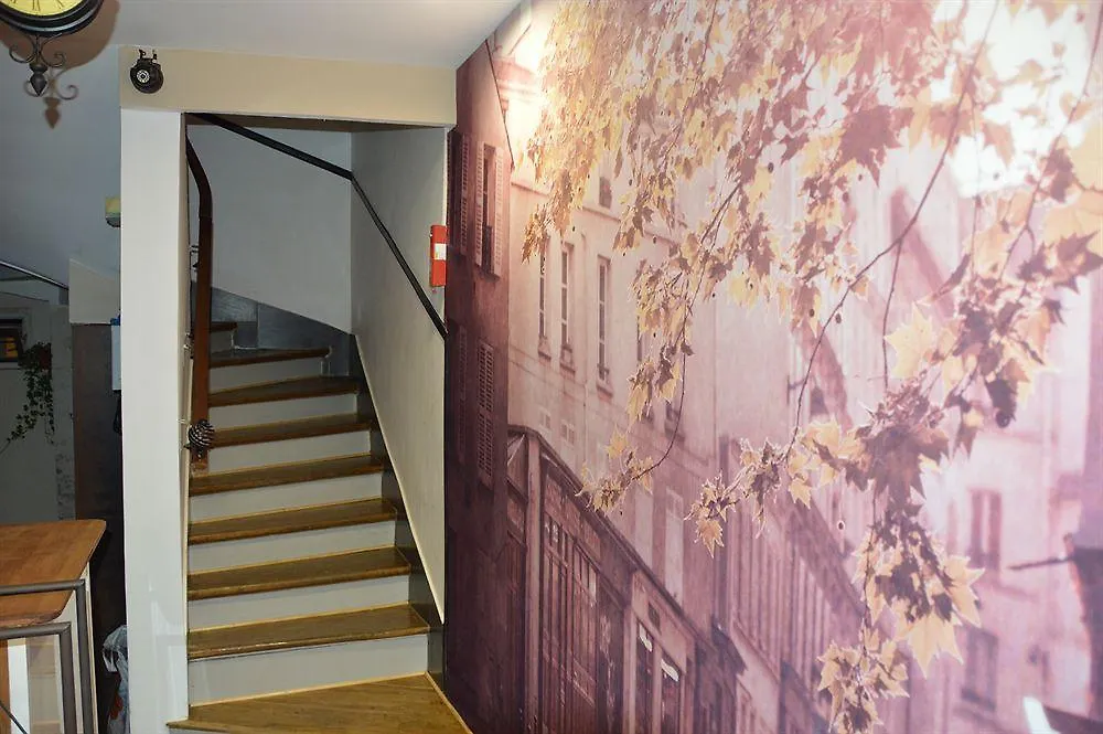Saint Georges Hotel 2*